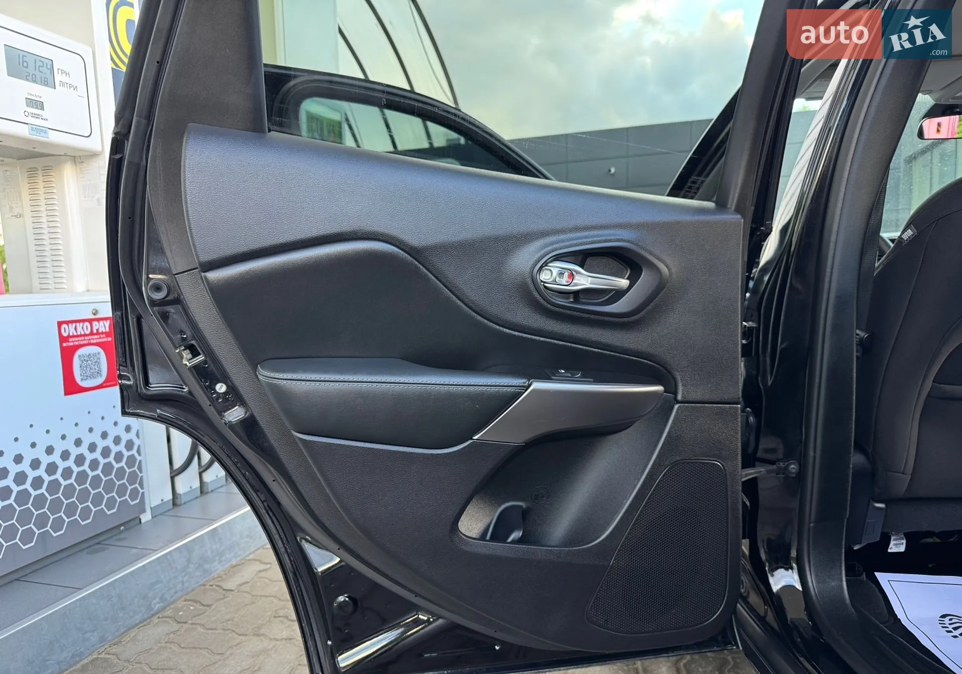 2020 Jeep Cherokee - мініатюра 59