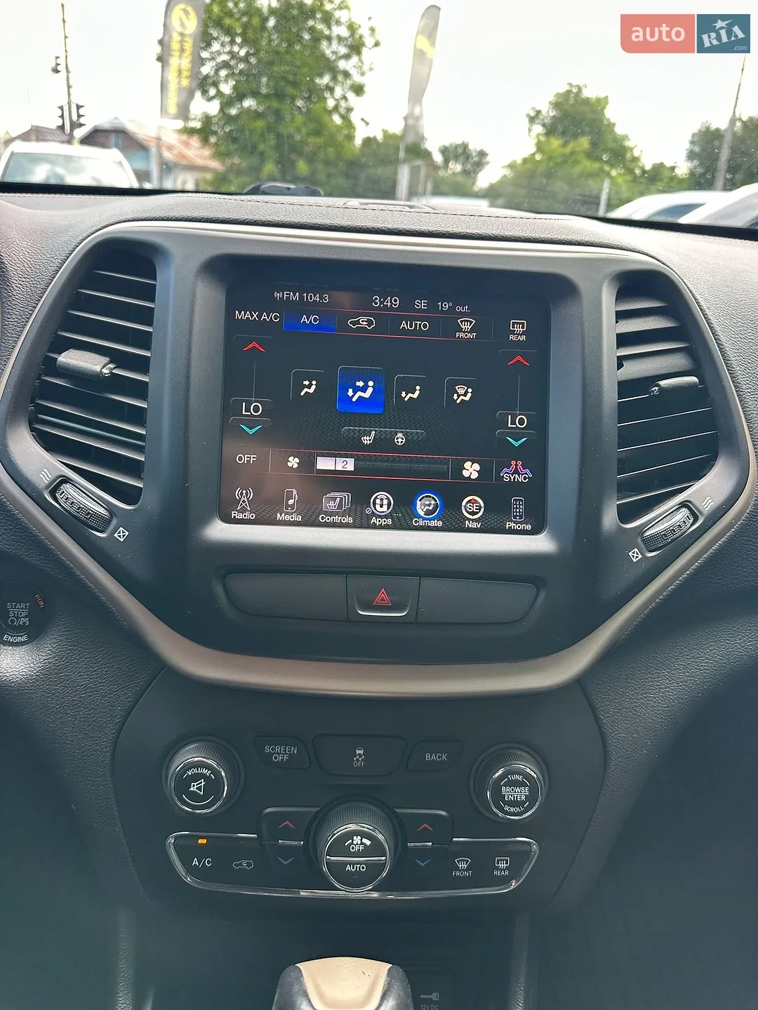 2015 Jeep Cherokee - мініатюра 13