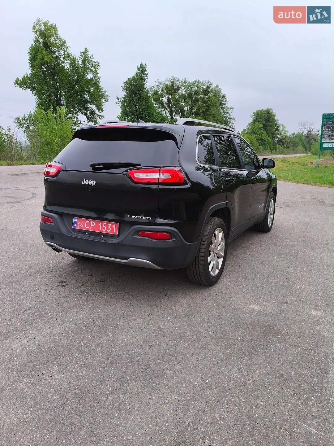 2017 Jeep Cherokee - мініатюра 4