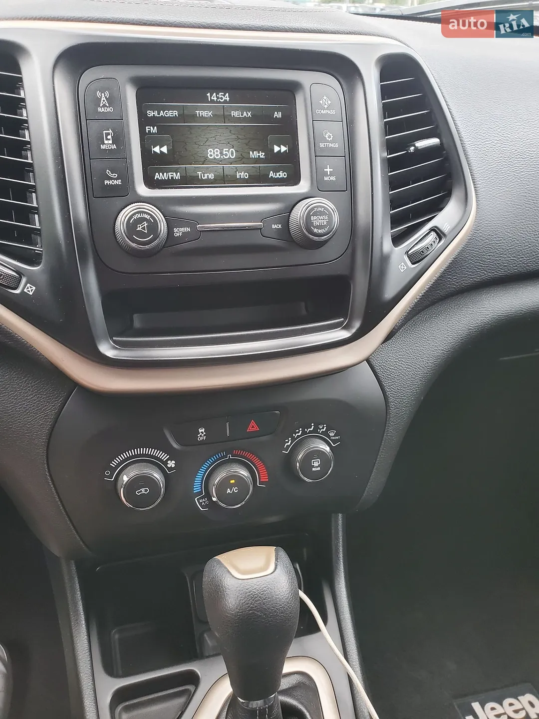 2014 Jeep Cherokee - мініатюра 10