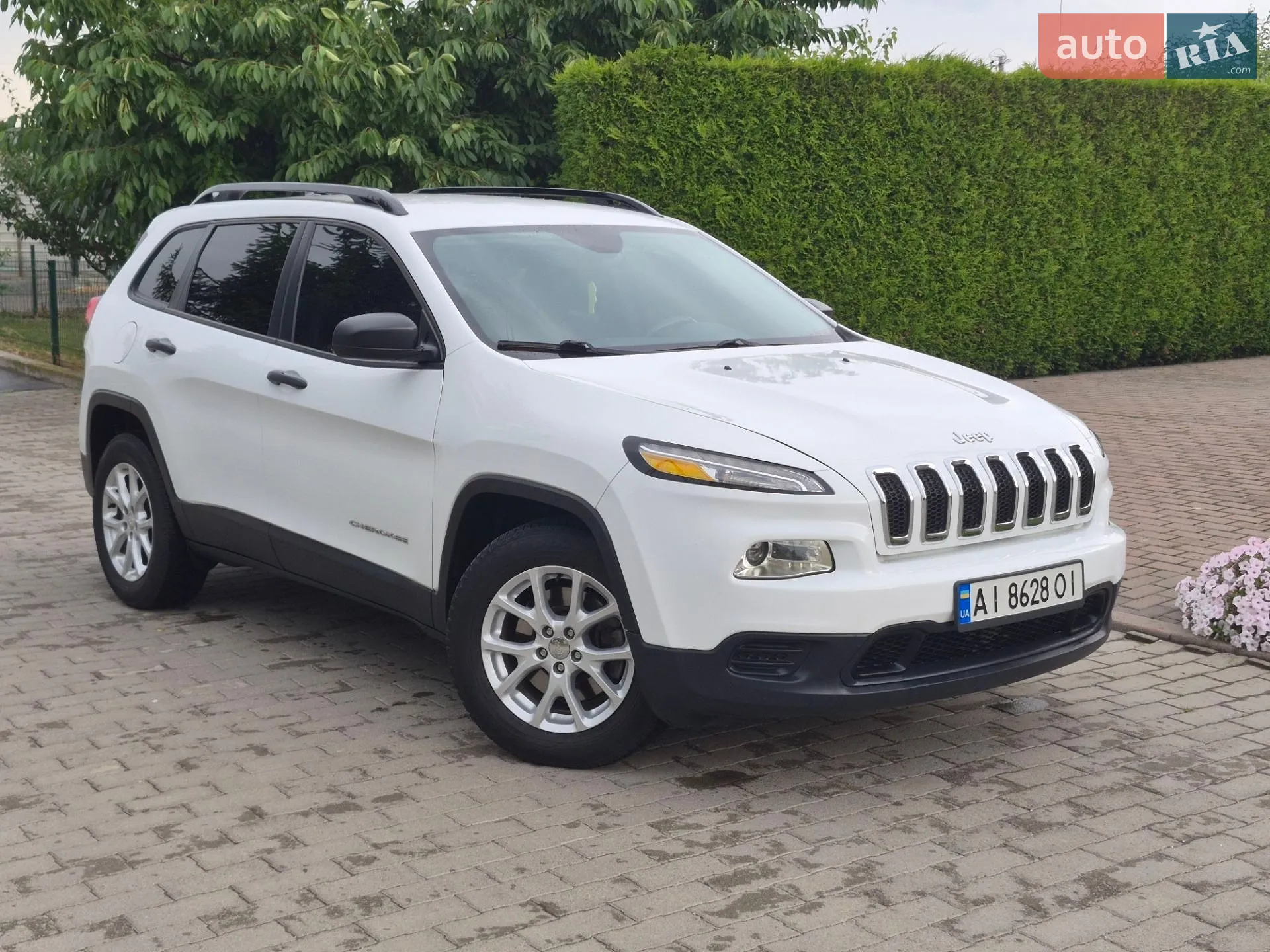 2015 Jeep Cherokee - мініатюра 2