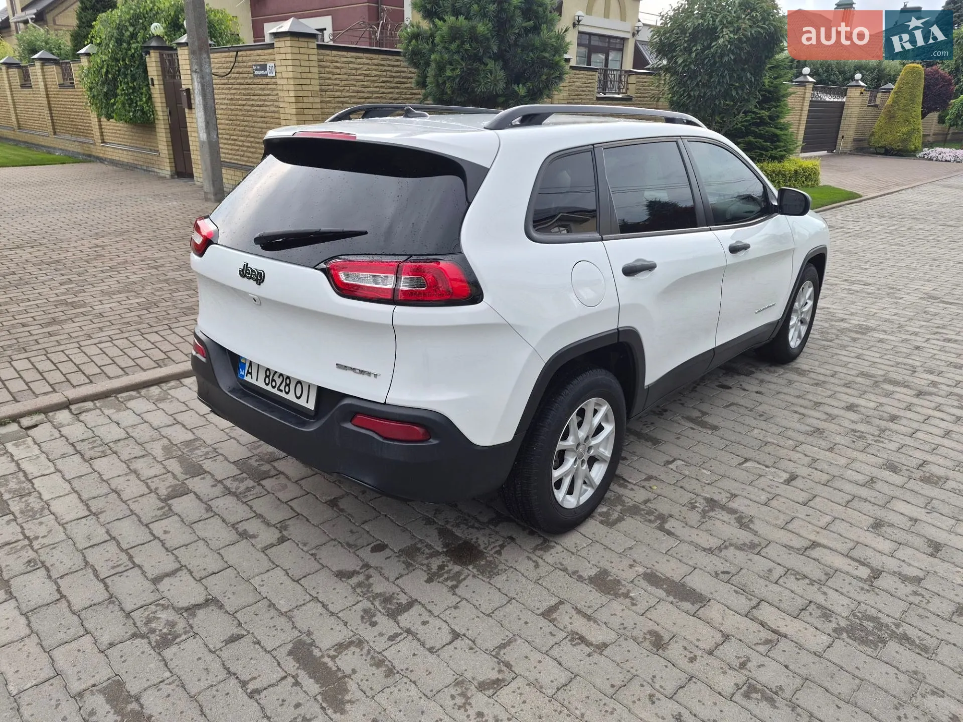 2015 Jeep Cherokee - мініатюра 11