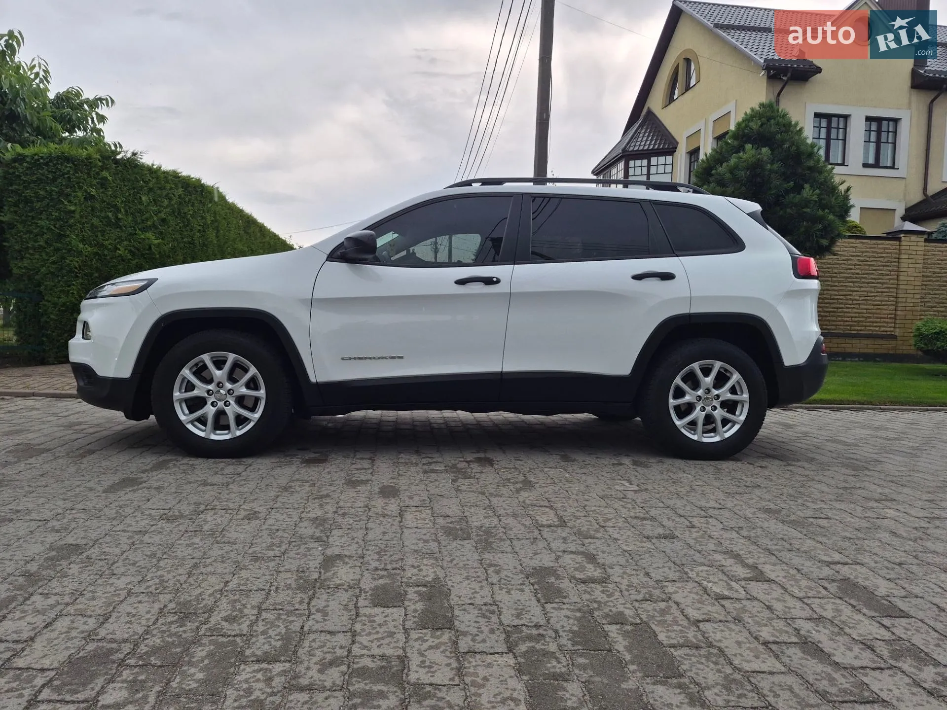 2015 Jeep Cherokee - мініатюра 21