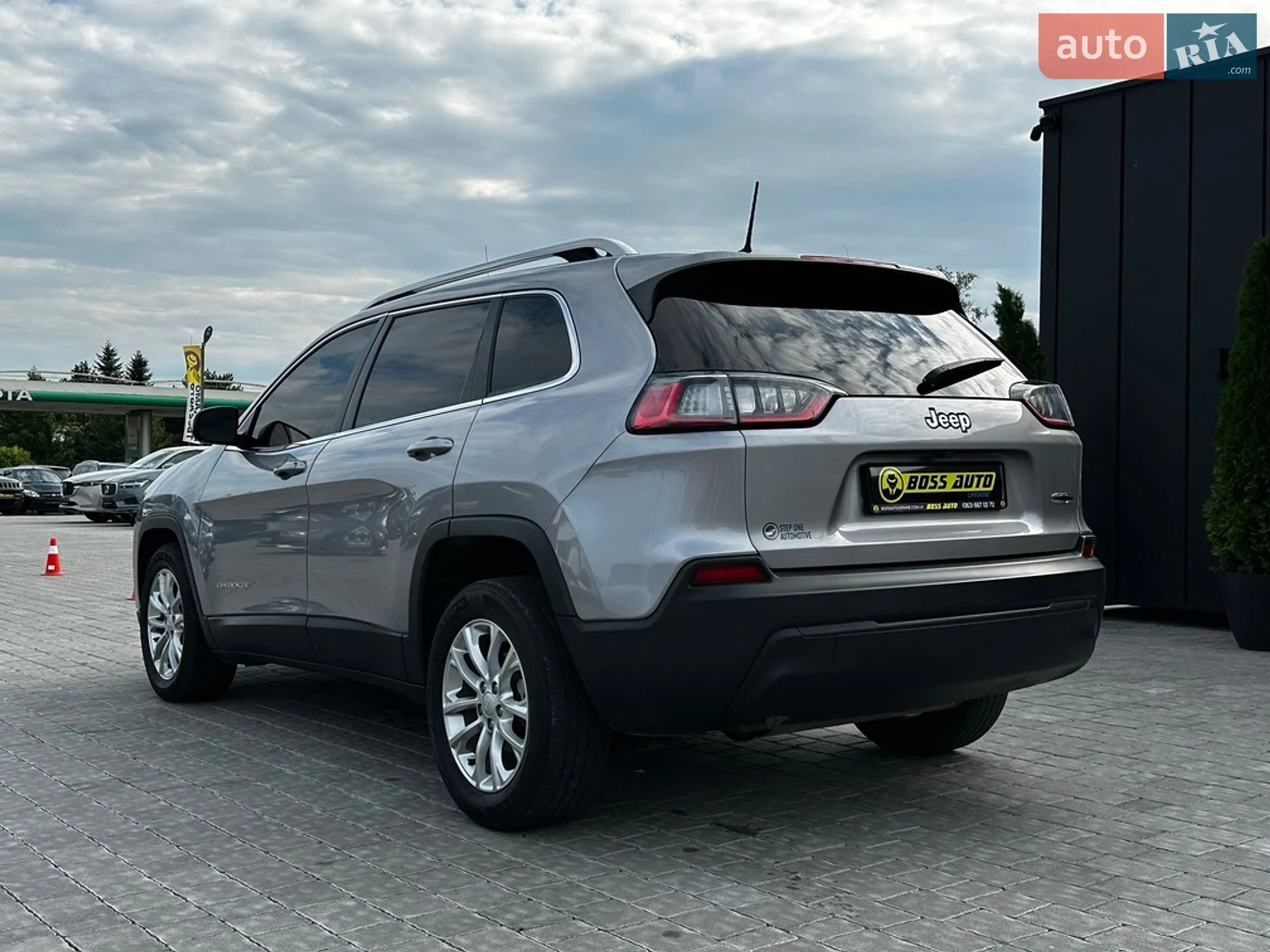2019 Jeep Cherokee - мініатюра 6