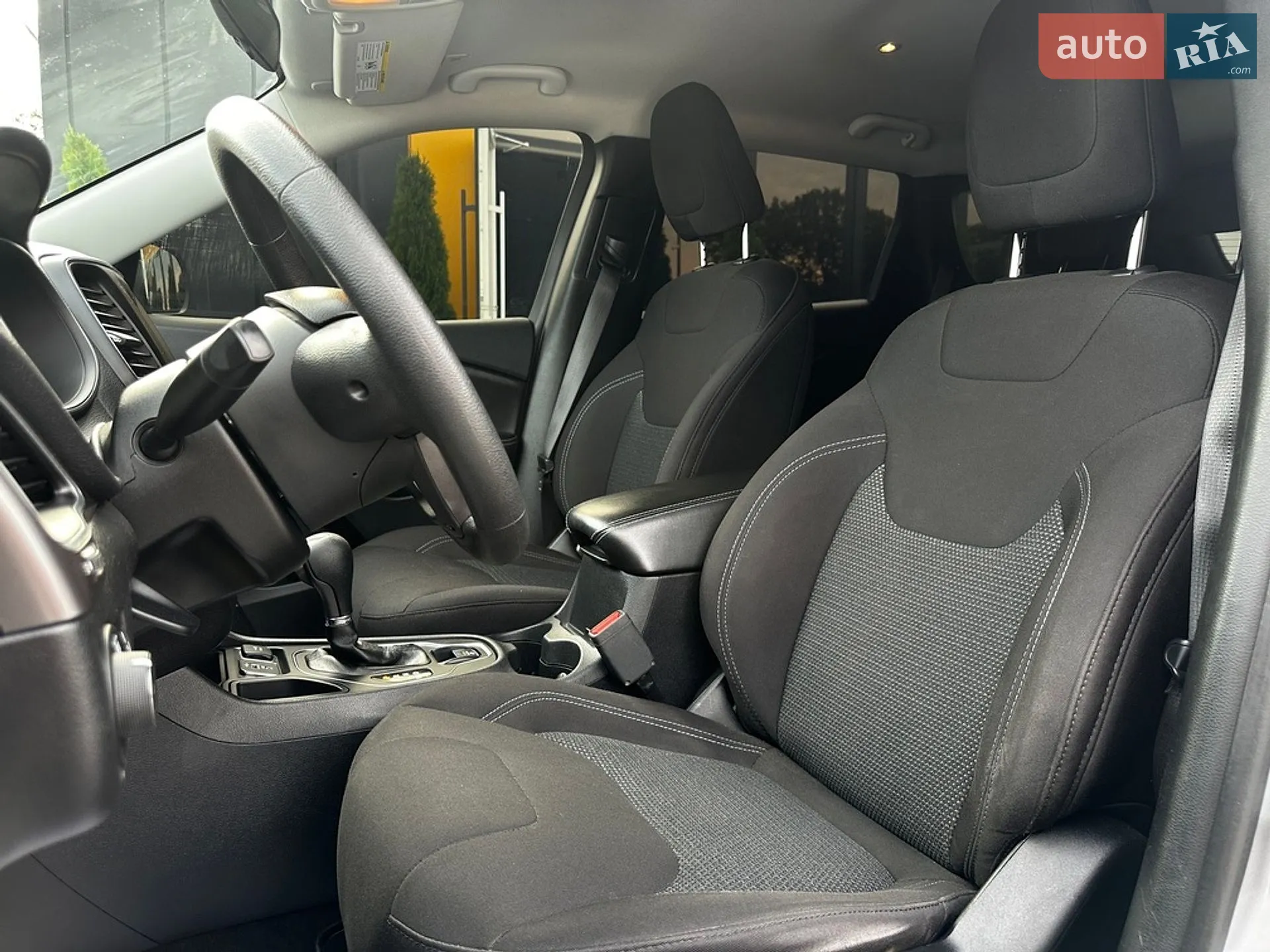 2019 Jeep Cherokee - мініатюра 10