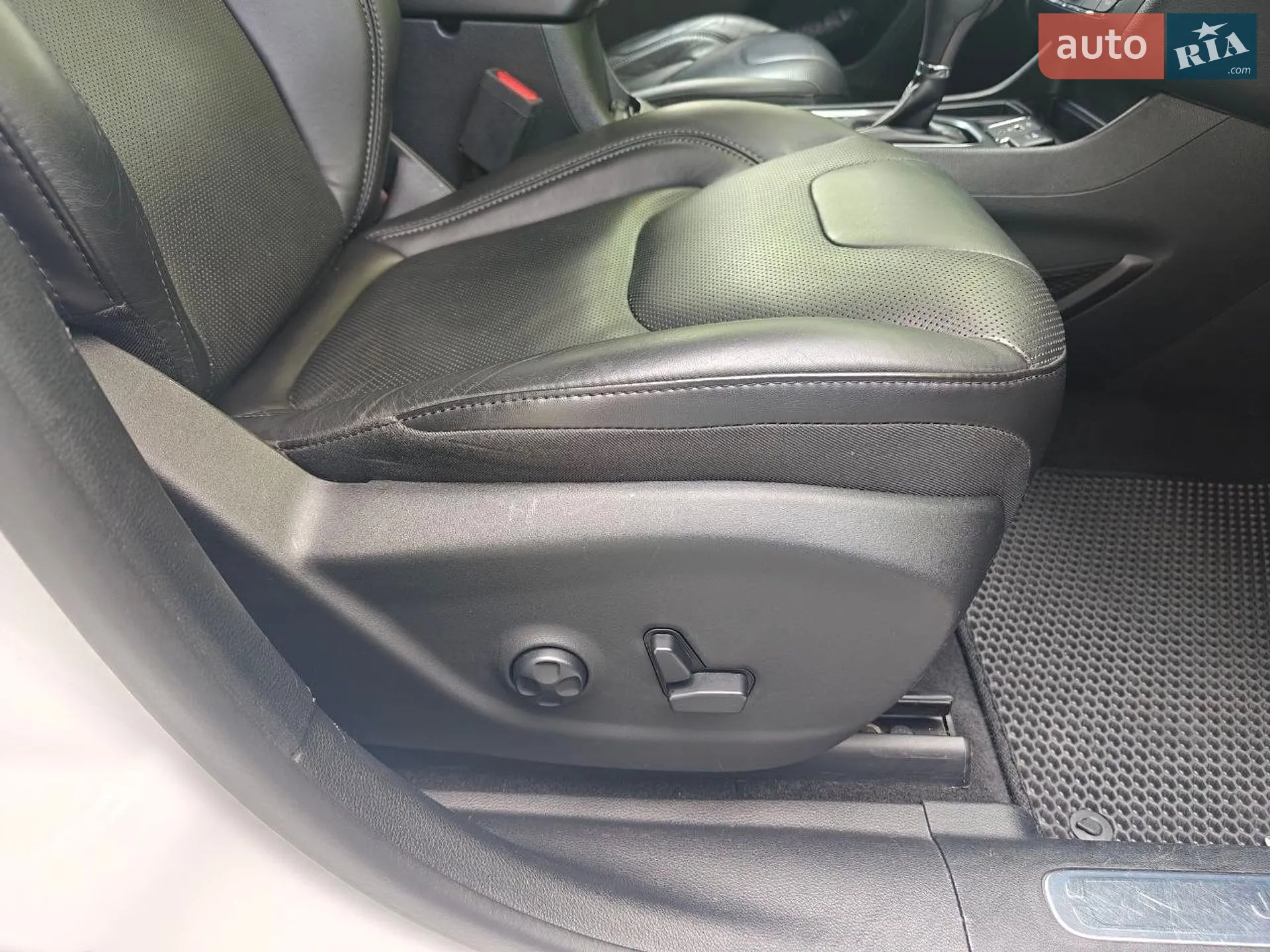 2018 Jeep Cherokee - мініатюра 18