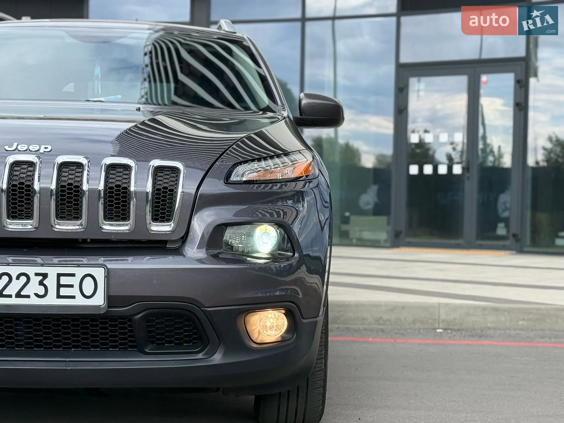 2017 Jeep Cherokee - мініатюра 6