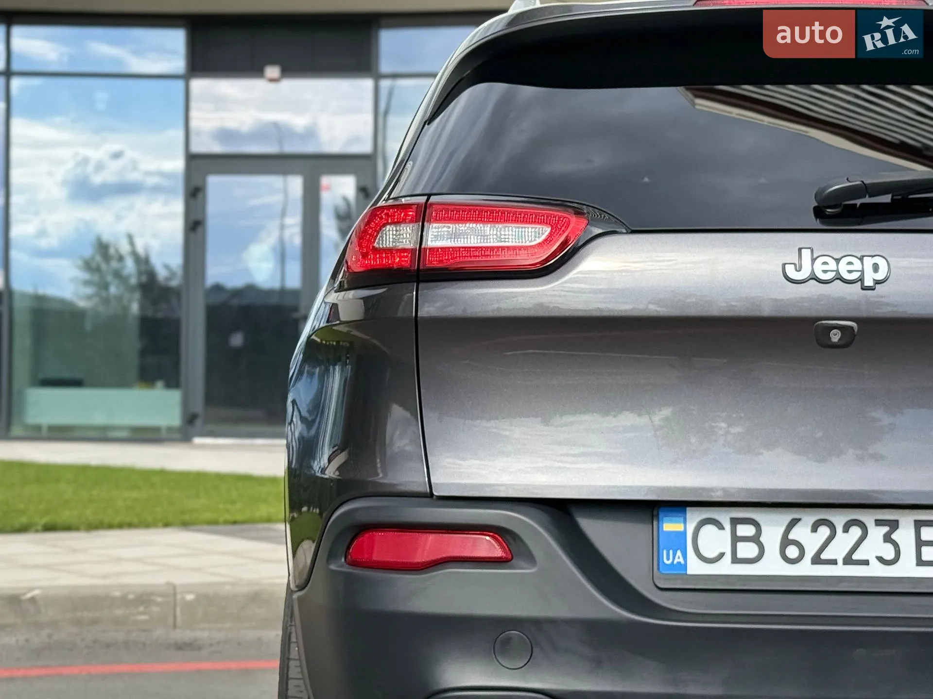 2017 Jeep Cherokee - мініатюра 11