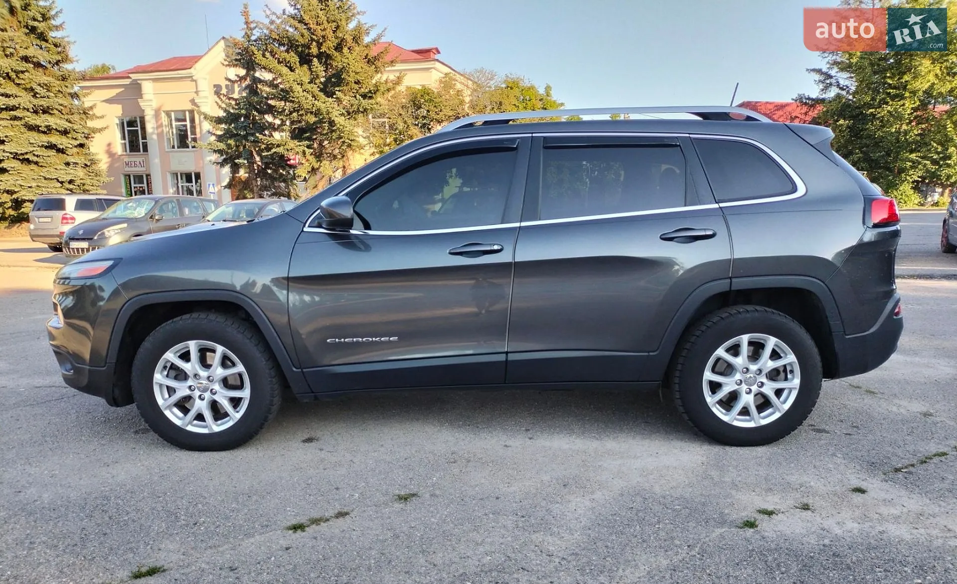 2016 Jeep Cherokee - мініатюра 8