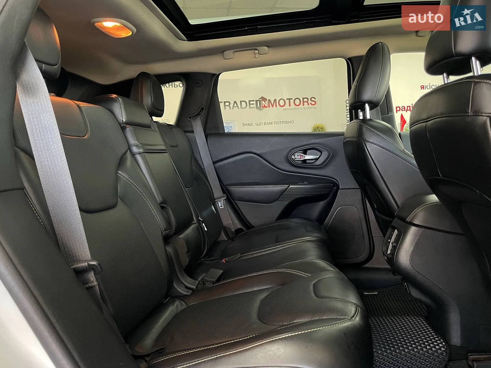 2014 Jeep Cherokee - мініатюра 36