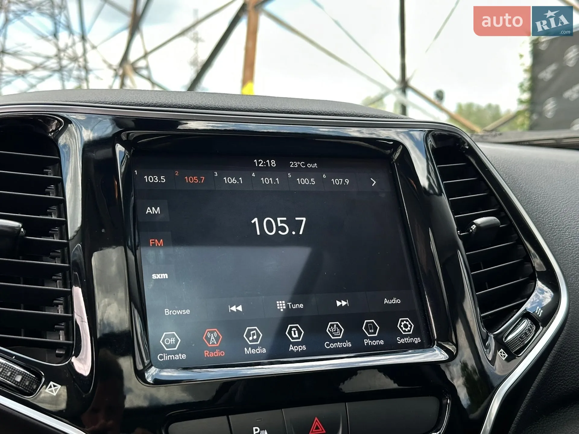 2020 Jeep Cherokee - мініатюра 33