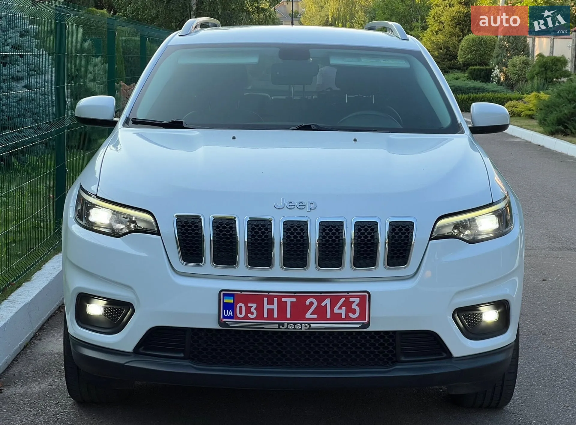 2019 Jeep Cherokee - мініатюра 2