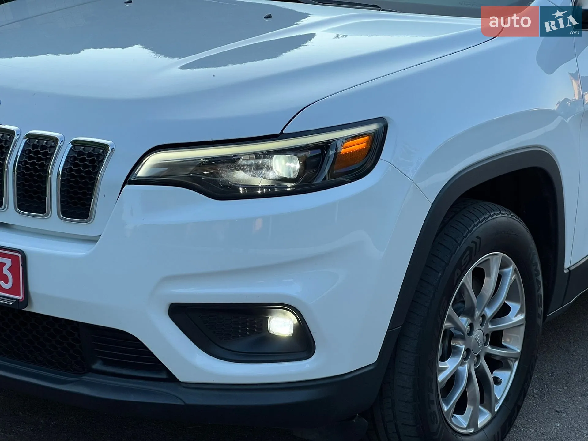 2019 Jeep Cherokee - мініатюра 6