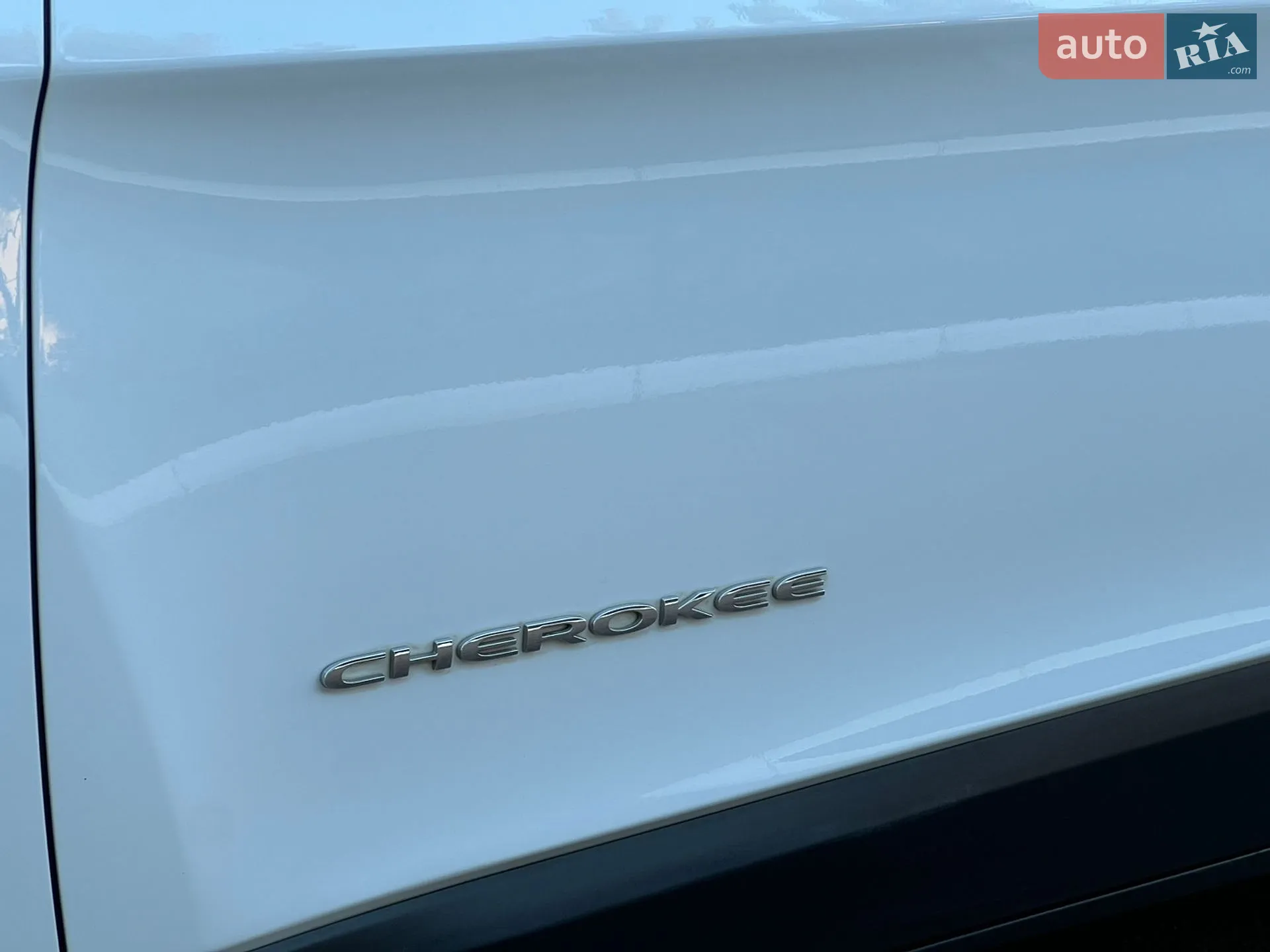 2019 Jeep Cherokee - мініатюра 12