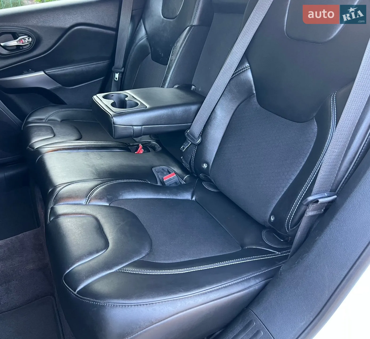 2019 Jeep Cherokee - мініатюра 52