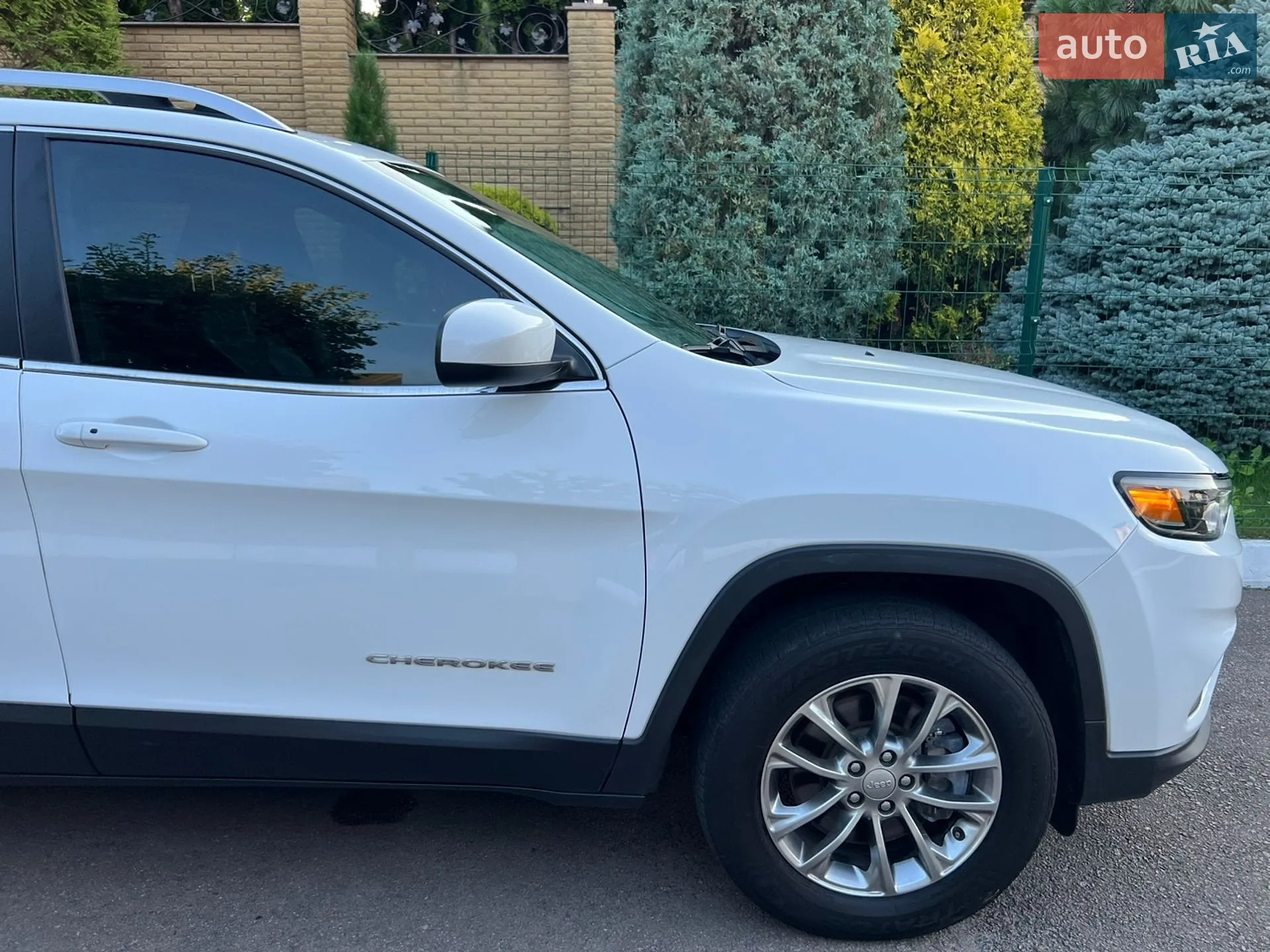 2019 Jeep Cherokee - мініатюра 62