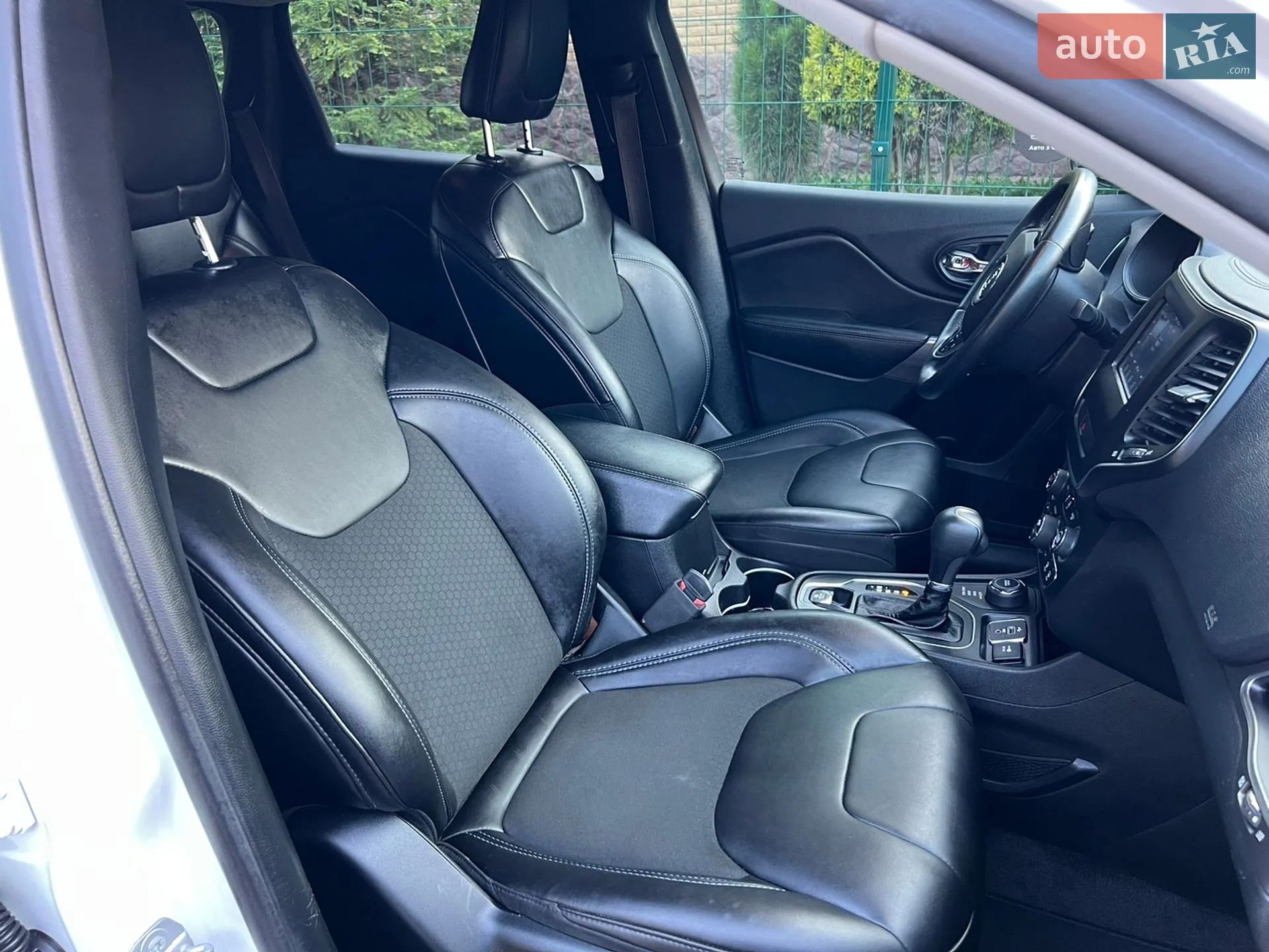 2019 Jeep Cherokee - мініатюра 69