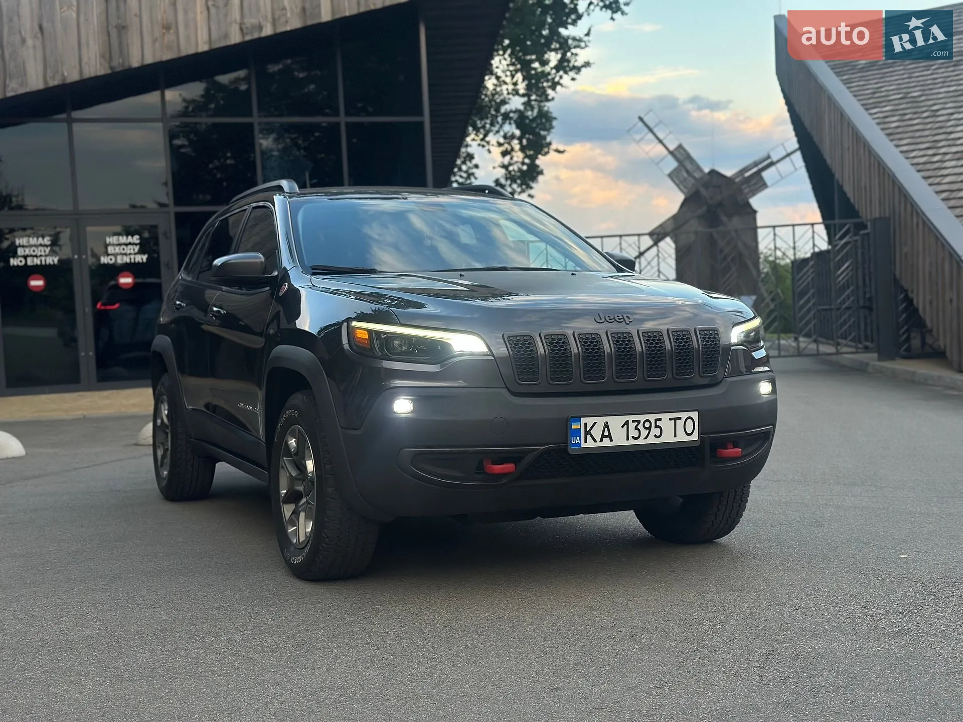 2018 Jeep Cherokee - мініатюра 2