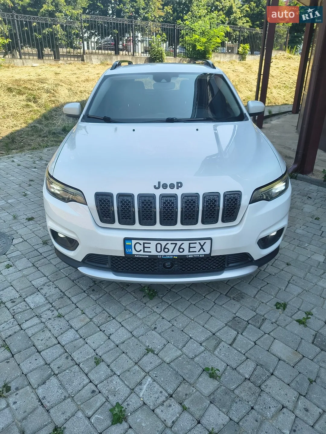 2020 Jeep Cherokee - мініатюра 3