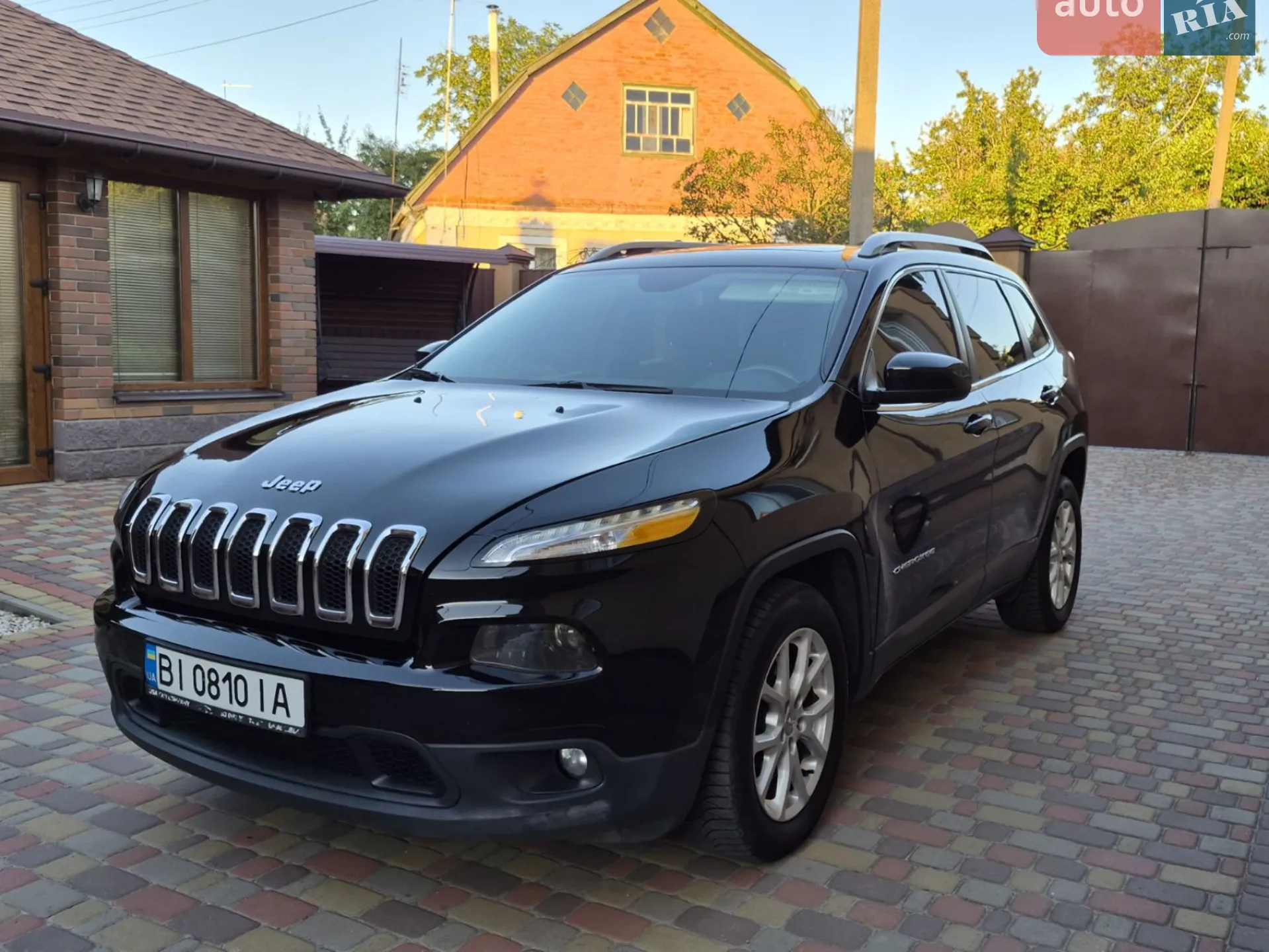2017 Jeep Cherokee - мініатюра 28
