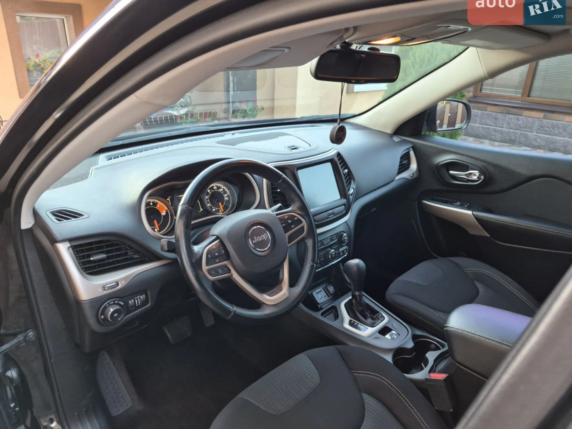 2017 Jeep Cherokee - мініатюра 42