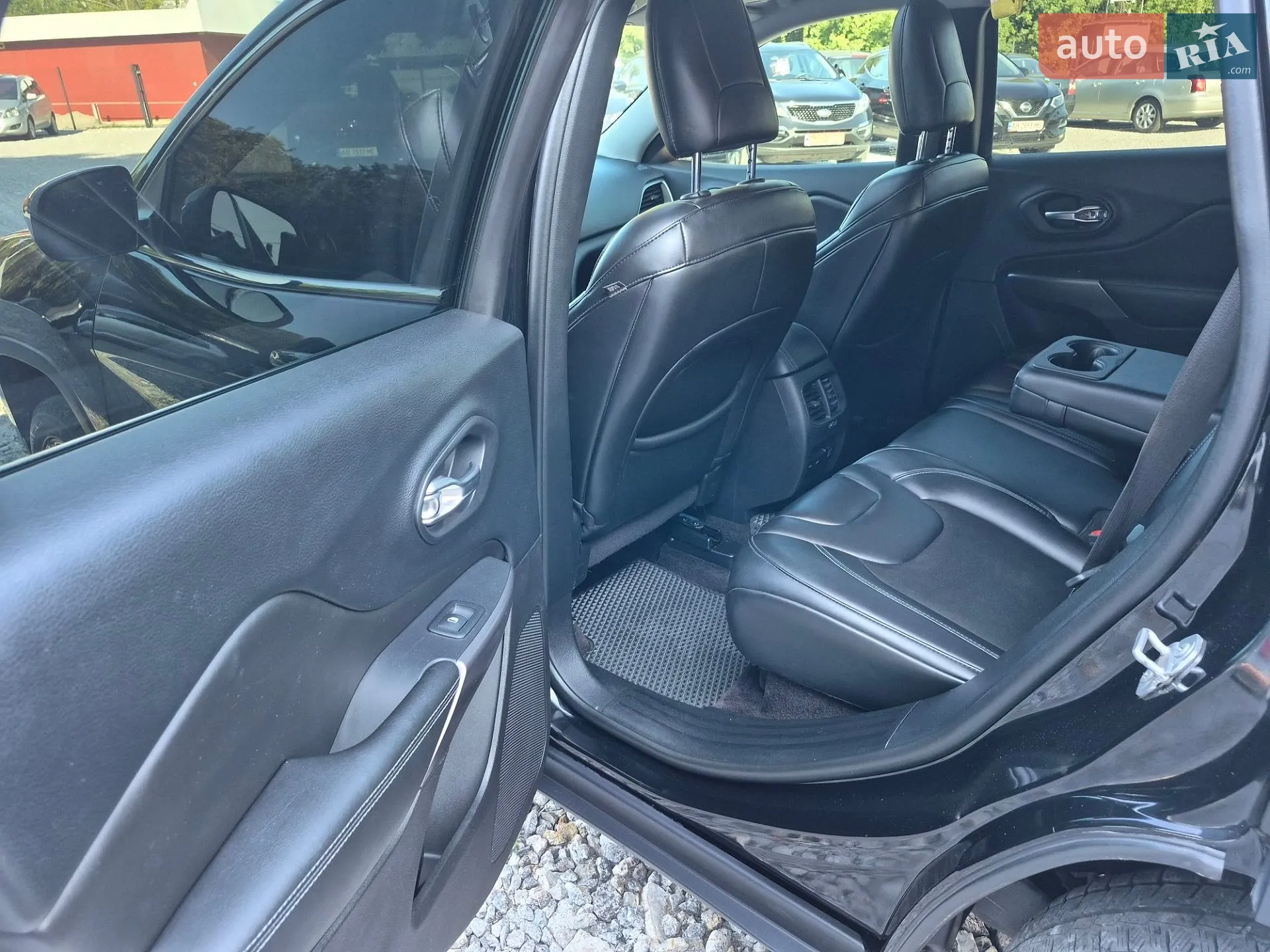 2018 Jeep Cherokee - мініатюра 15
