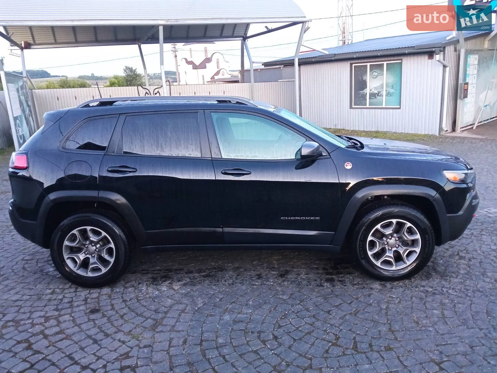 2019 Jeep Cherokee - мініатюра 9