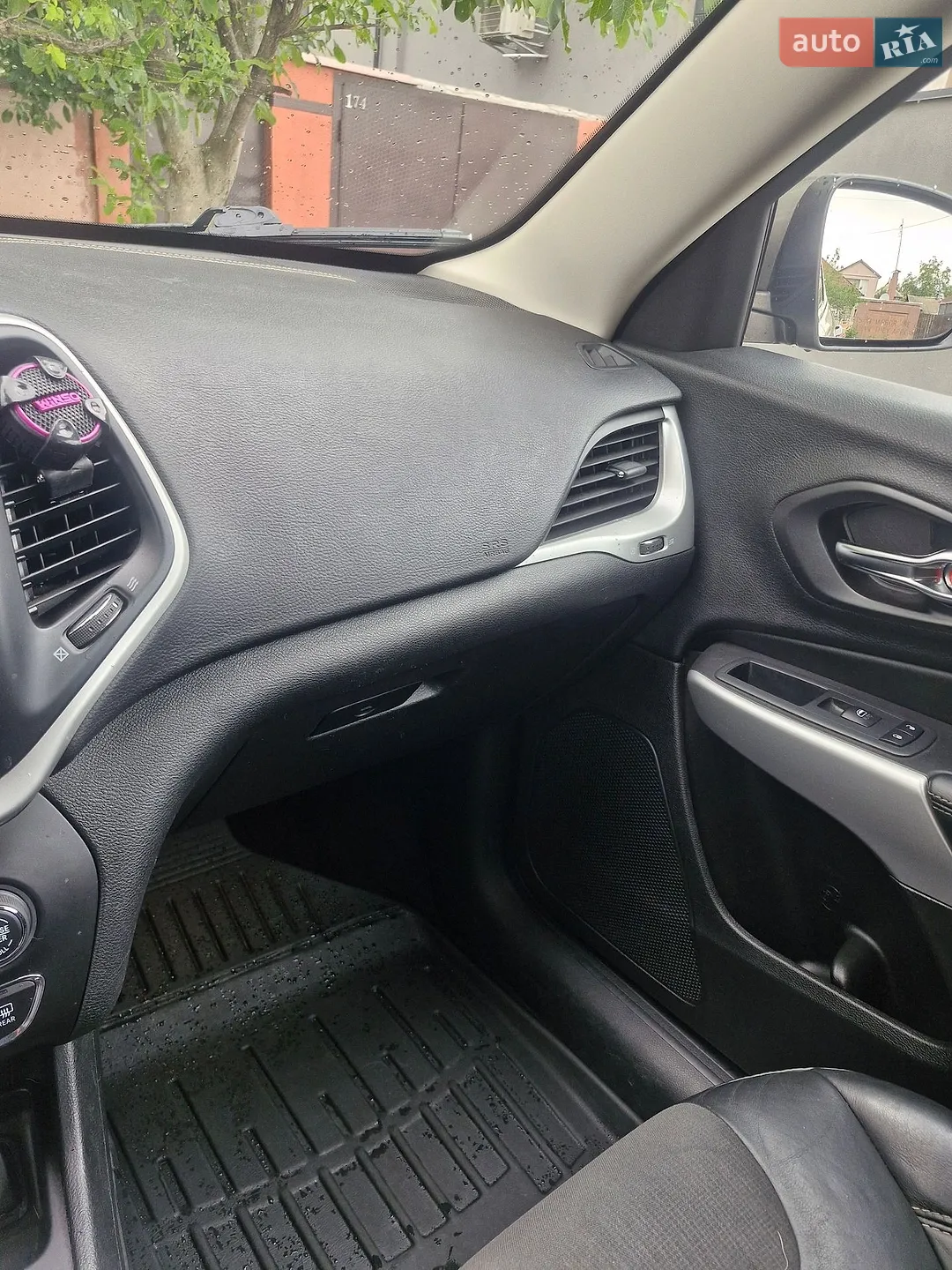 2018 Jeep Cherokee - мініатюра 12