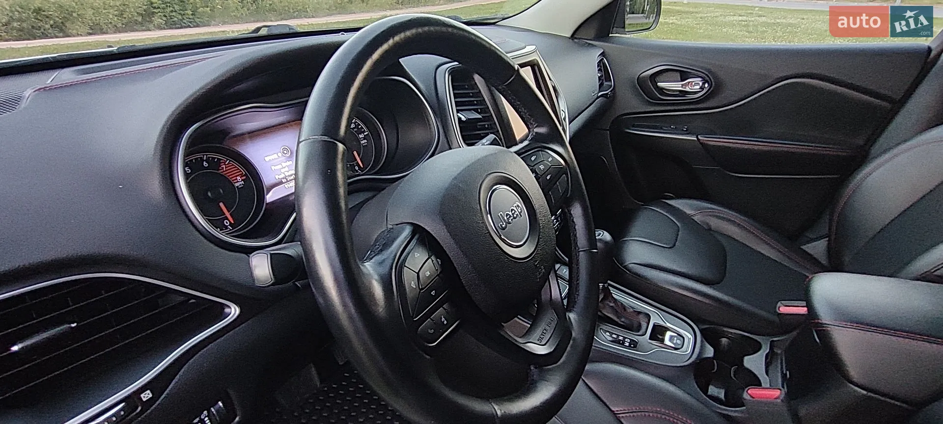 2020 Jeep Cherokee - мініатюра 8
