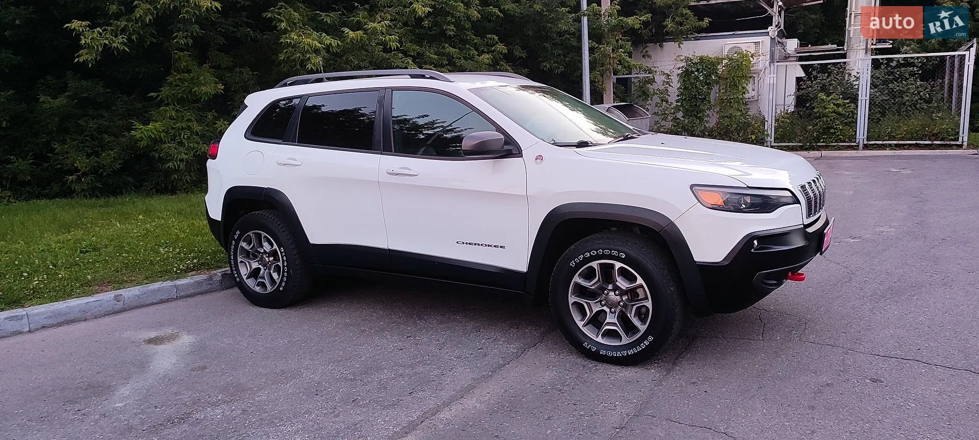 2020 Jeep Cherokee - мініатюра 53