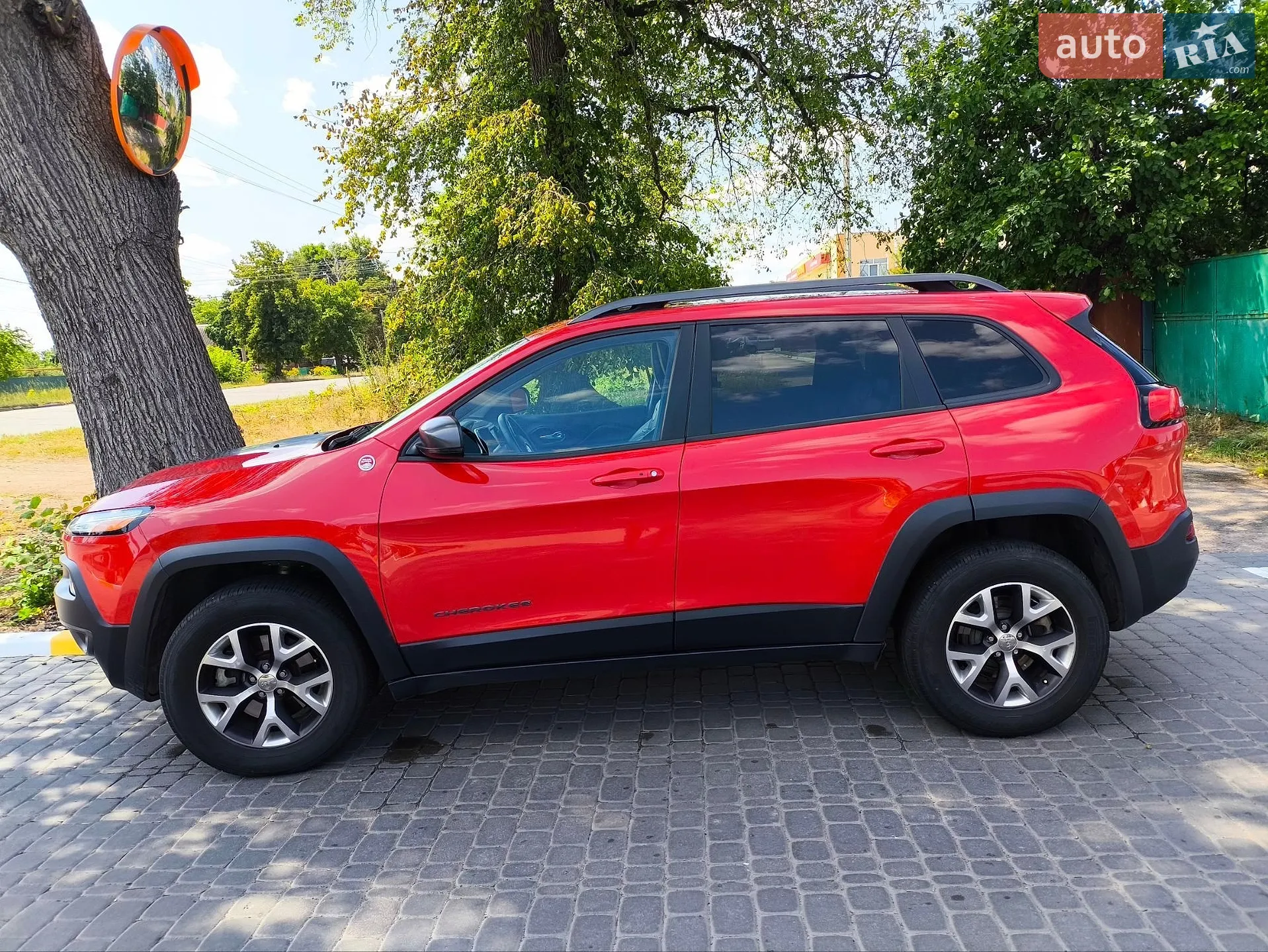 2016 Jeep Cherokee - мініатюра 6
