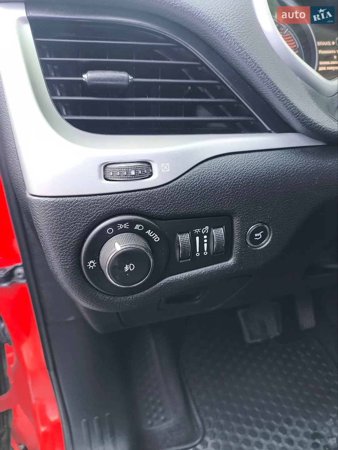 2016 Jeep Cherokee - мініатюра 15