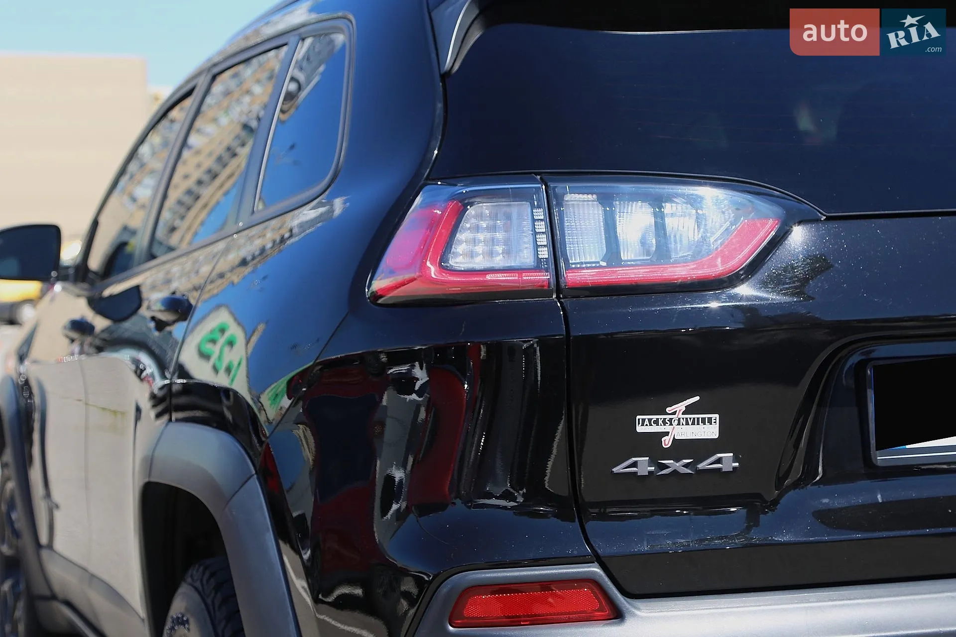 2020 Jeep Cherokee - мініатюра 8
