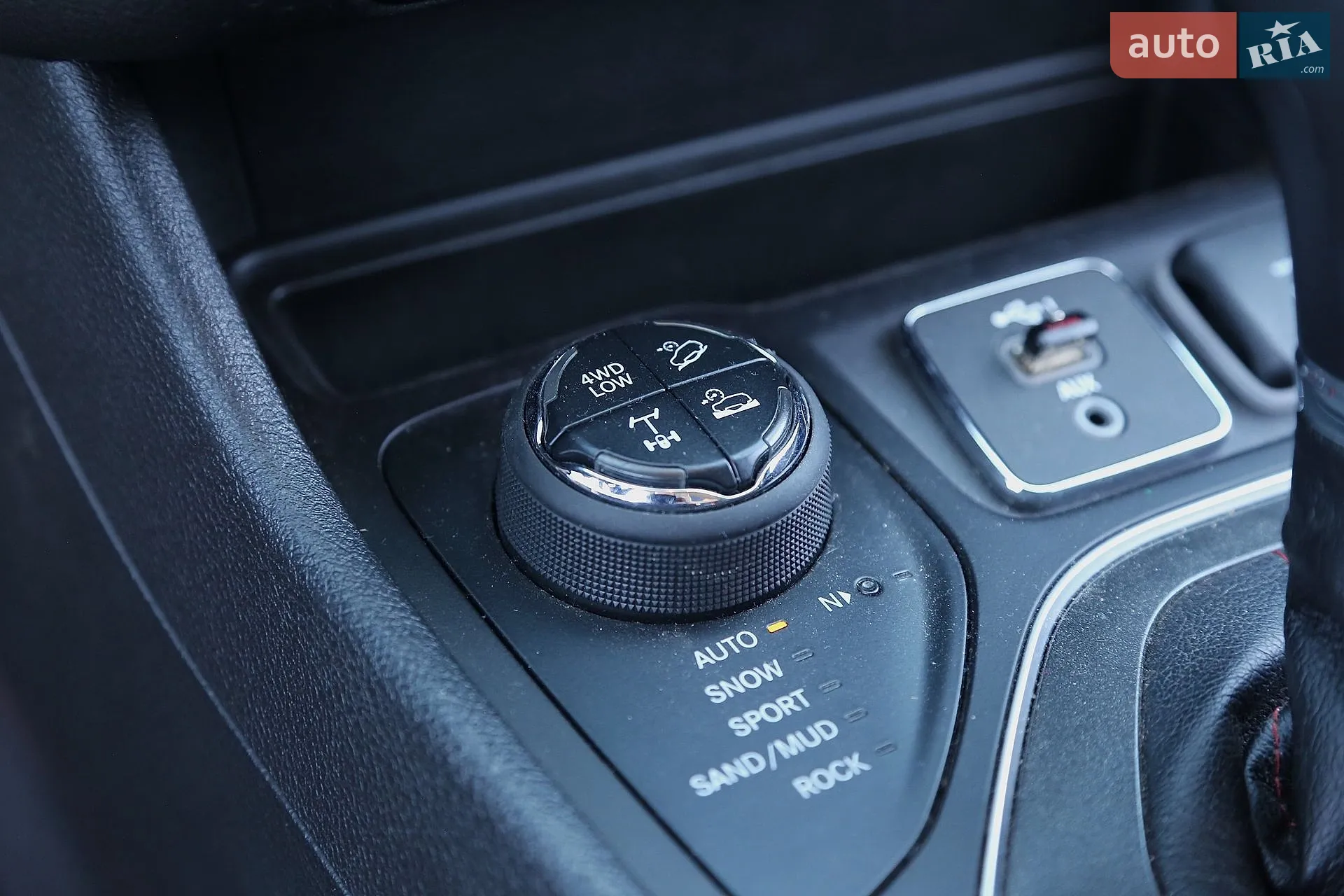 2020 Jeep Cherokee - мініатюра 22