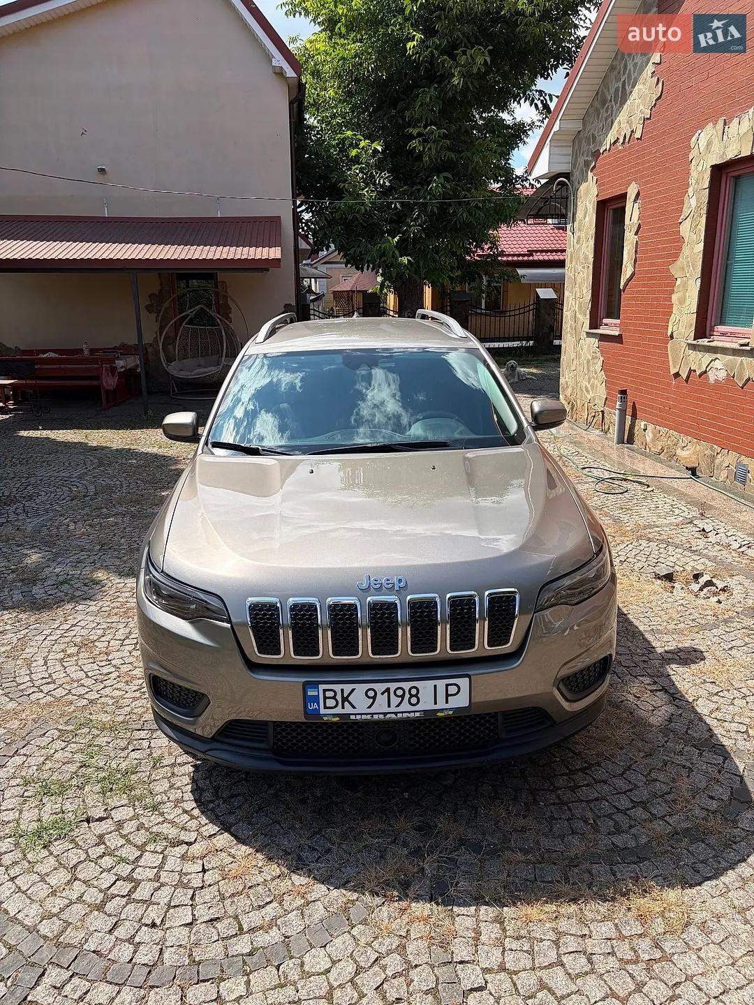 2020 Jeep Cherokee - фото 1