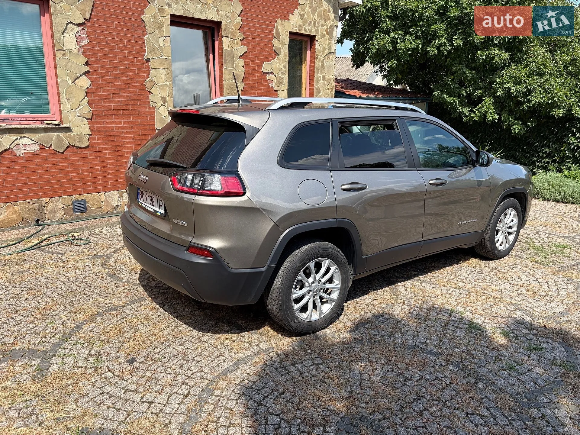 2020 Jeep Cherokee - мініатюра 7