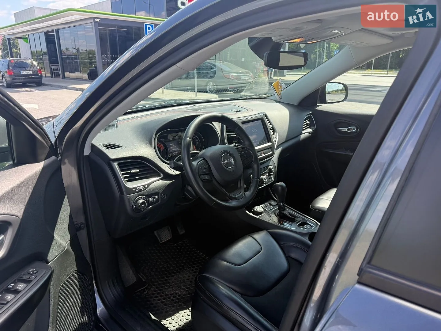 2018 Jeep Cherokee - мініатюра 8