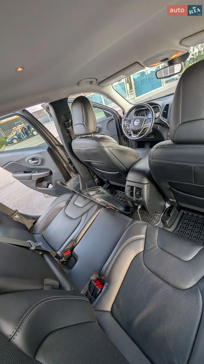 2020 Jeep Cherokee - мініатюра 7