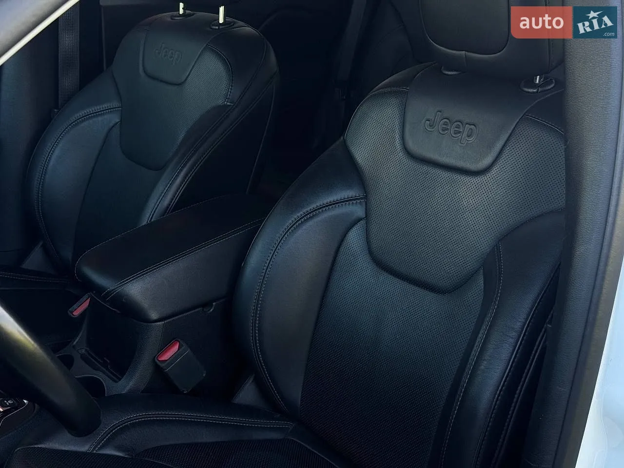 2020 Jeep Cherokee - мініатюра 7