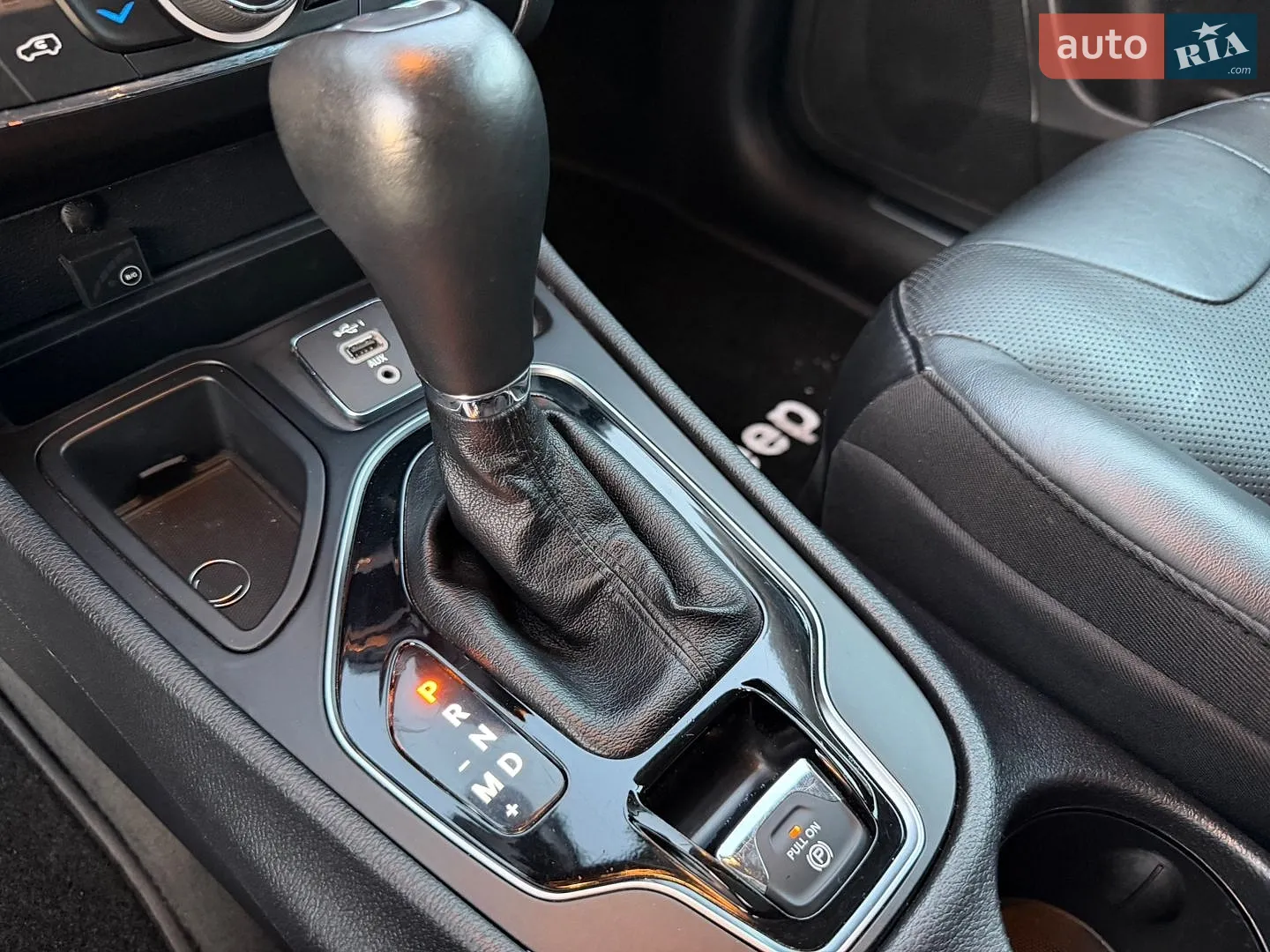 2019 Jeep Cherokee - мініатюра 40