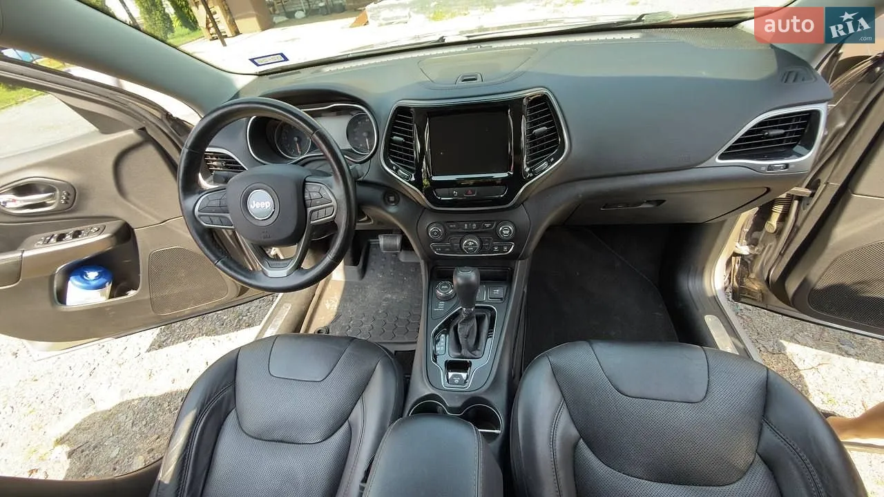 2019 Jeep Cherokee - мініатюра 6