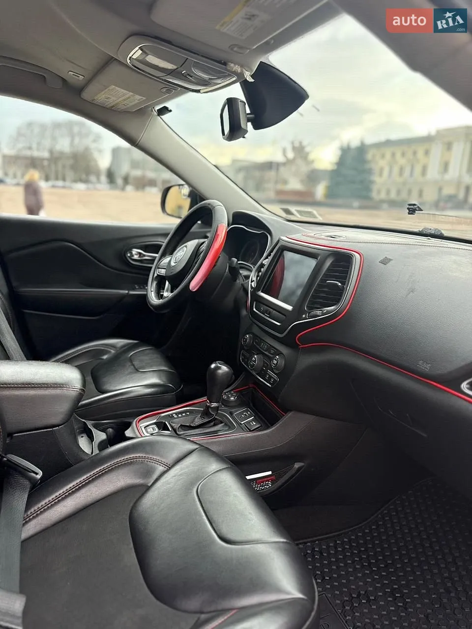 2018 Jeep Cherokee - мініатюра 15