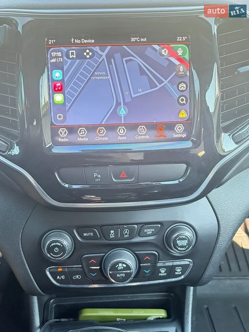2018 Jeep Cherokee - мініатюра 14