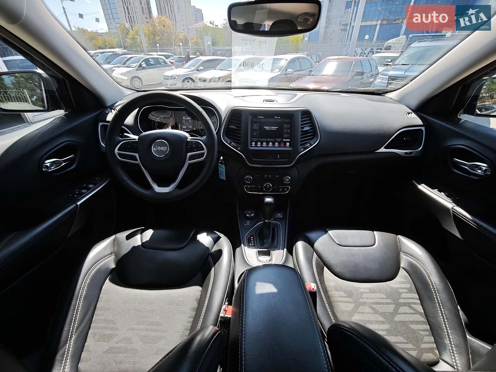 2022 Jeep Cherokee - мініатюра 21