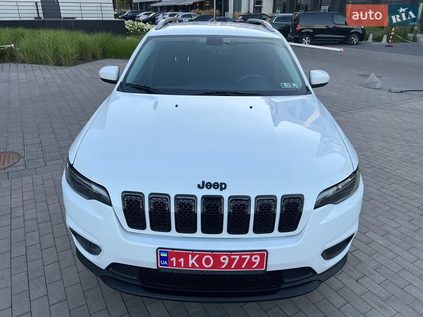 2020 Jeep Cherokee - мініатюра 10