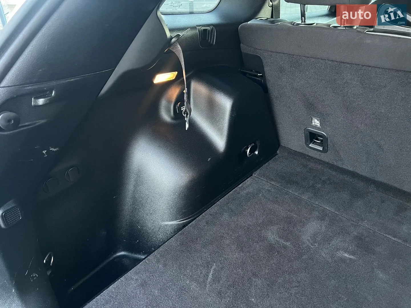 2020 Jeep Cherokee - мініатюра 49