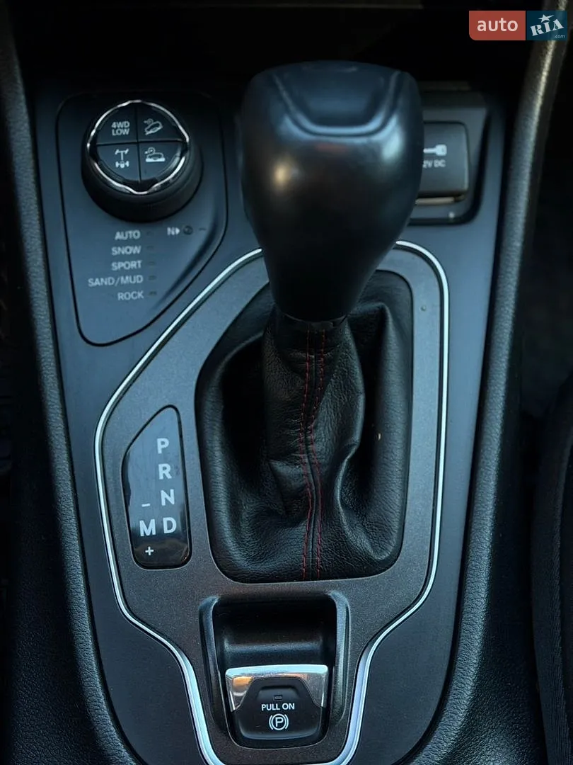 2018 Jeep Cherokee - мініатюра 35