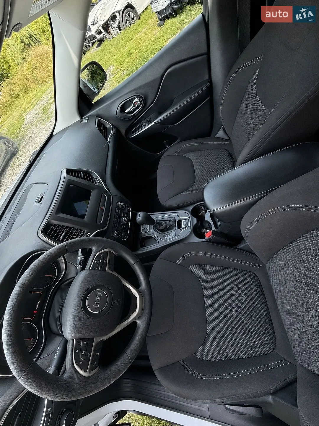 2019 Jeep Cherokee - мініатюра 16