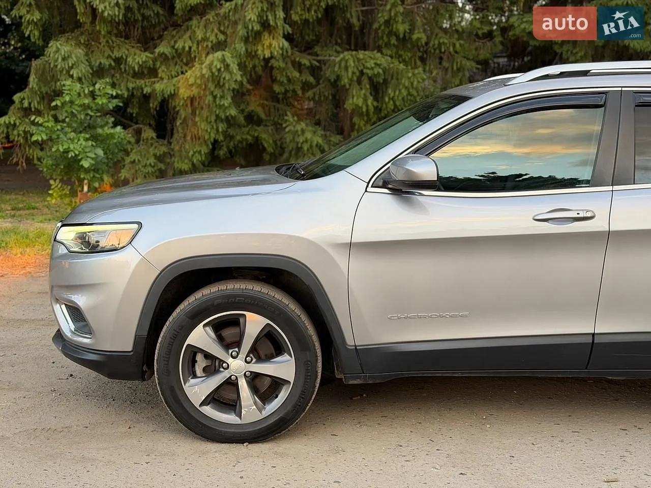 2019 Jeep Cherokee - мініатюра 8
