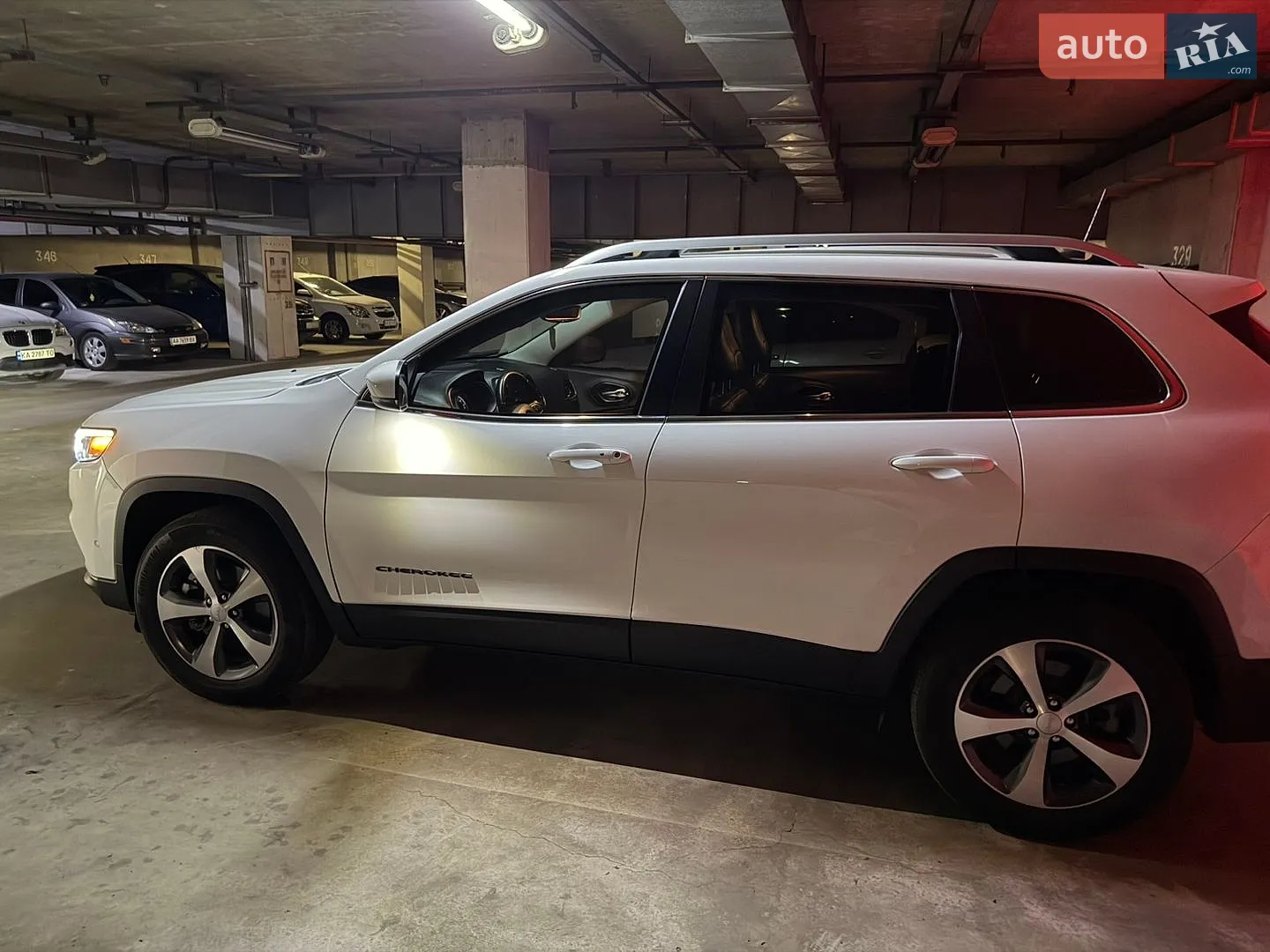 2021 Jeep Cherokee - мініатюра 24